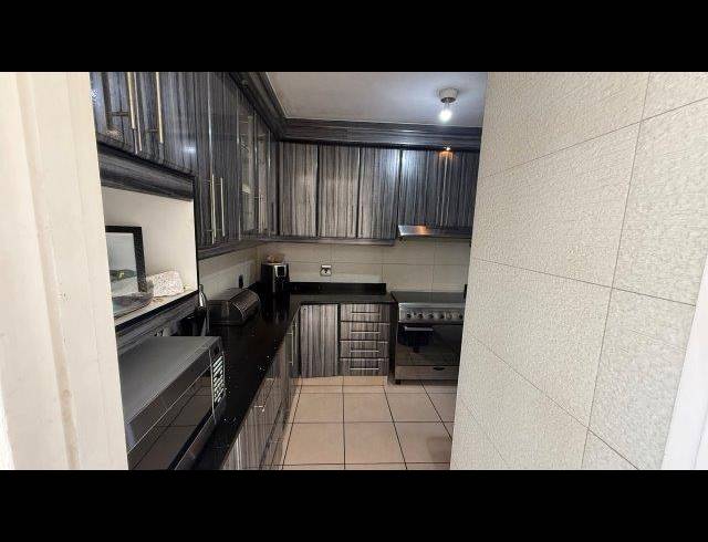 2 BEDROOM PROPERTY TO RENT IN PARADISE VALLEY